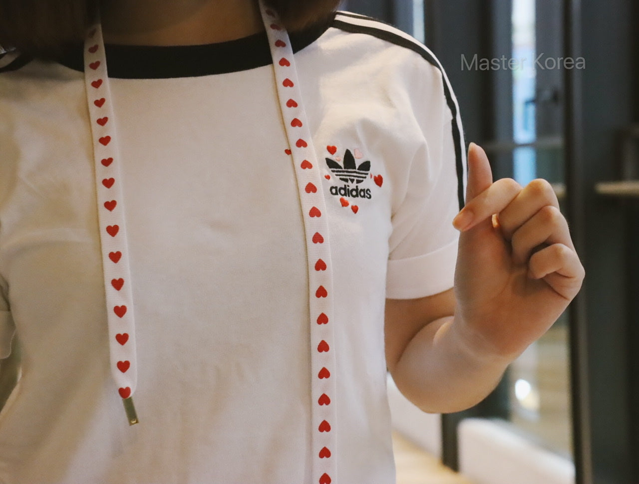 (現貨) ADIDAS HEART THREE STRIPE TEE