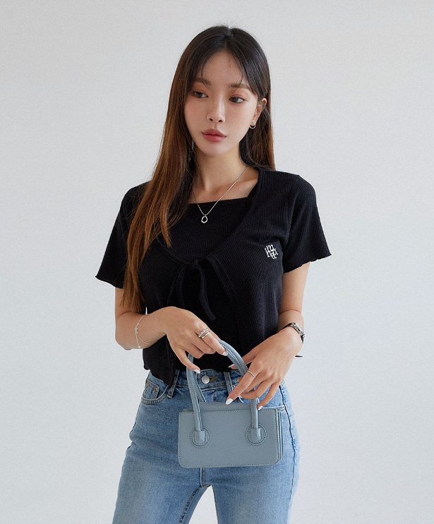 (現貨) MUAHMUAH LOGO SLEEVELESS HALF CARDIGAN 背心連外套 - MUT22063